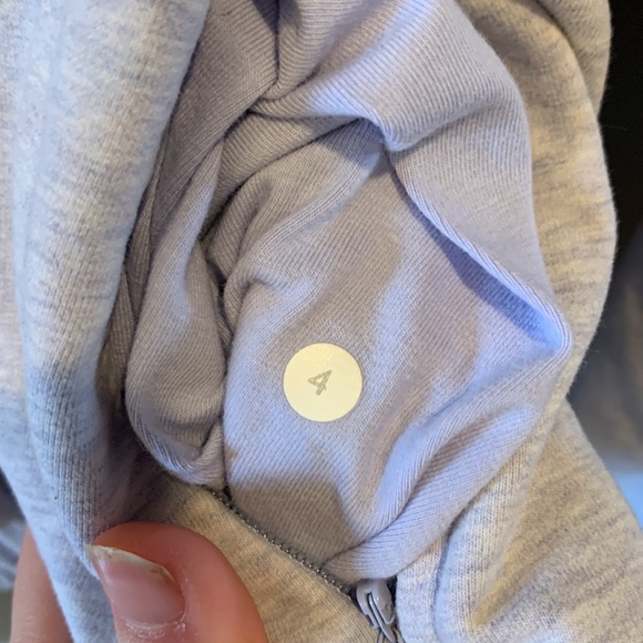 Lululemon Size 4 After All Pullover - Picture 4 of 8